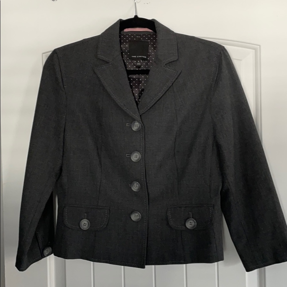 The Limited cropped 3/4 sleeve jacket Size 8